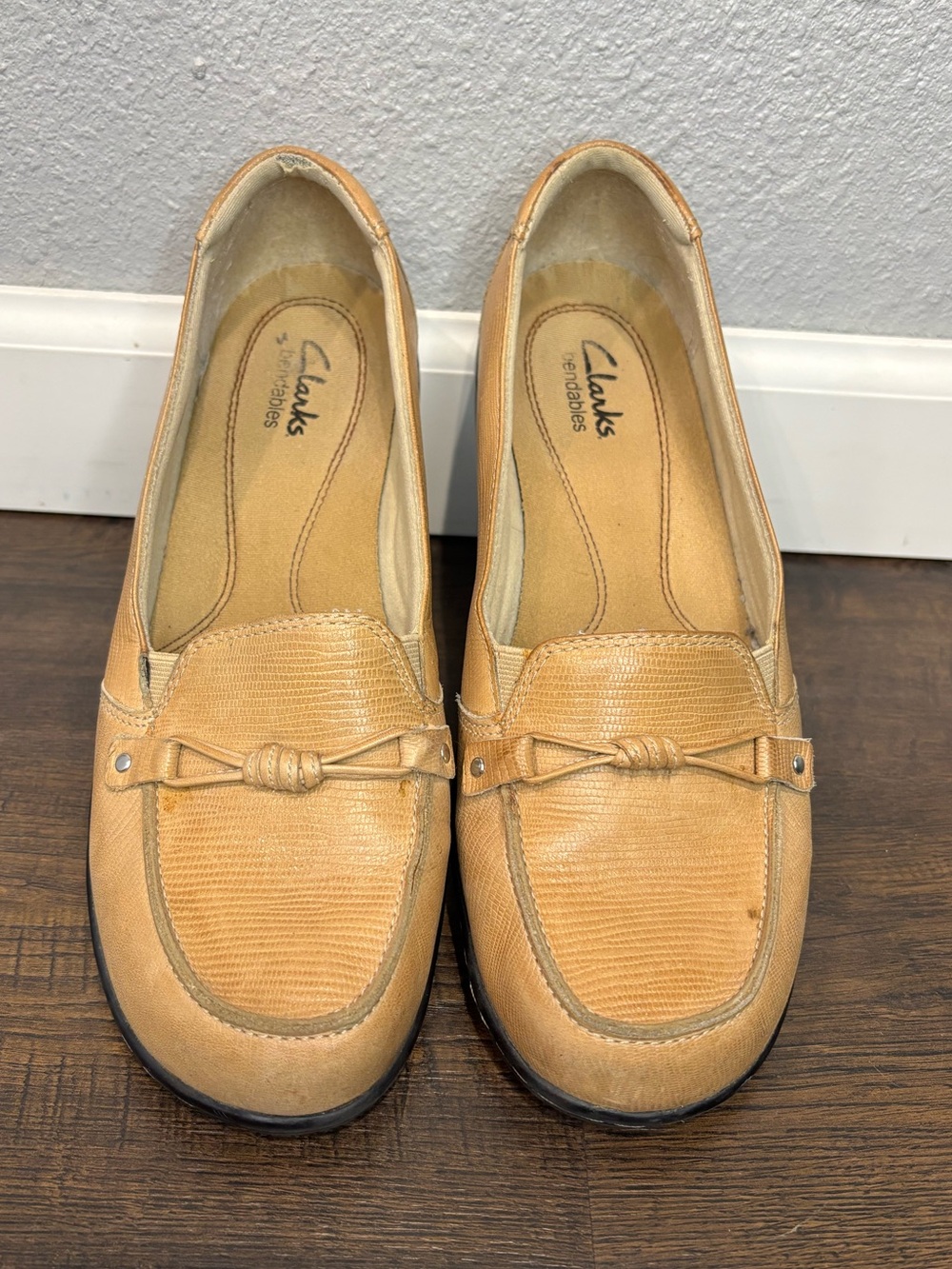 Clarks Tan Leather Loafers for Women bendables